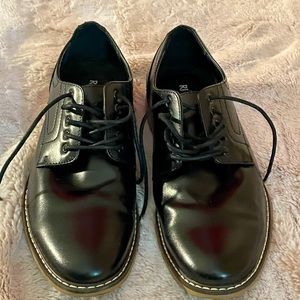 RJ Colt Black Dress Shoes